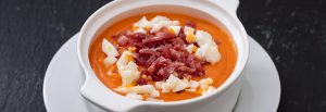 Receta de salmorejo (o gazpacho) con jamón